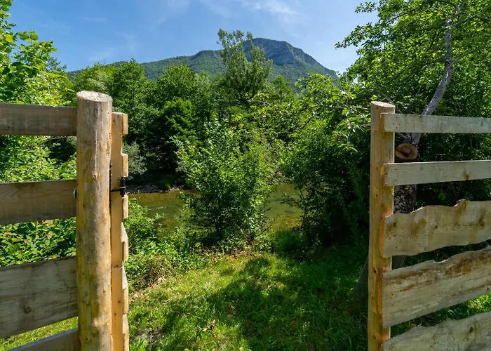 Pri Kupi Kuzelj
